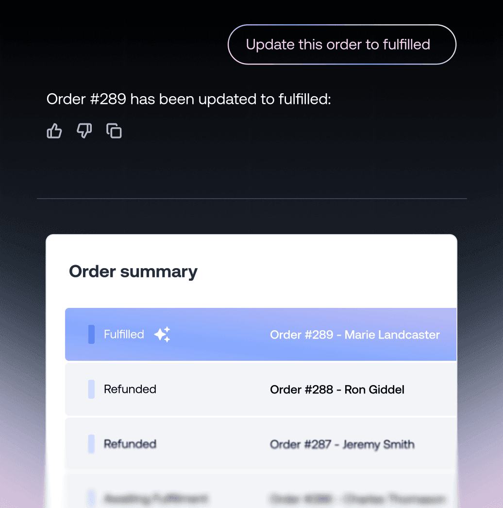 Panneau de récapitulatif de commande mettant en surbrillance un statut de commande traitée aux côtés de commandes clients remboursées.
